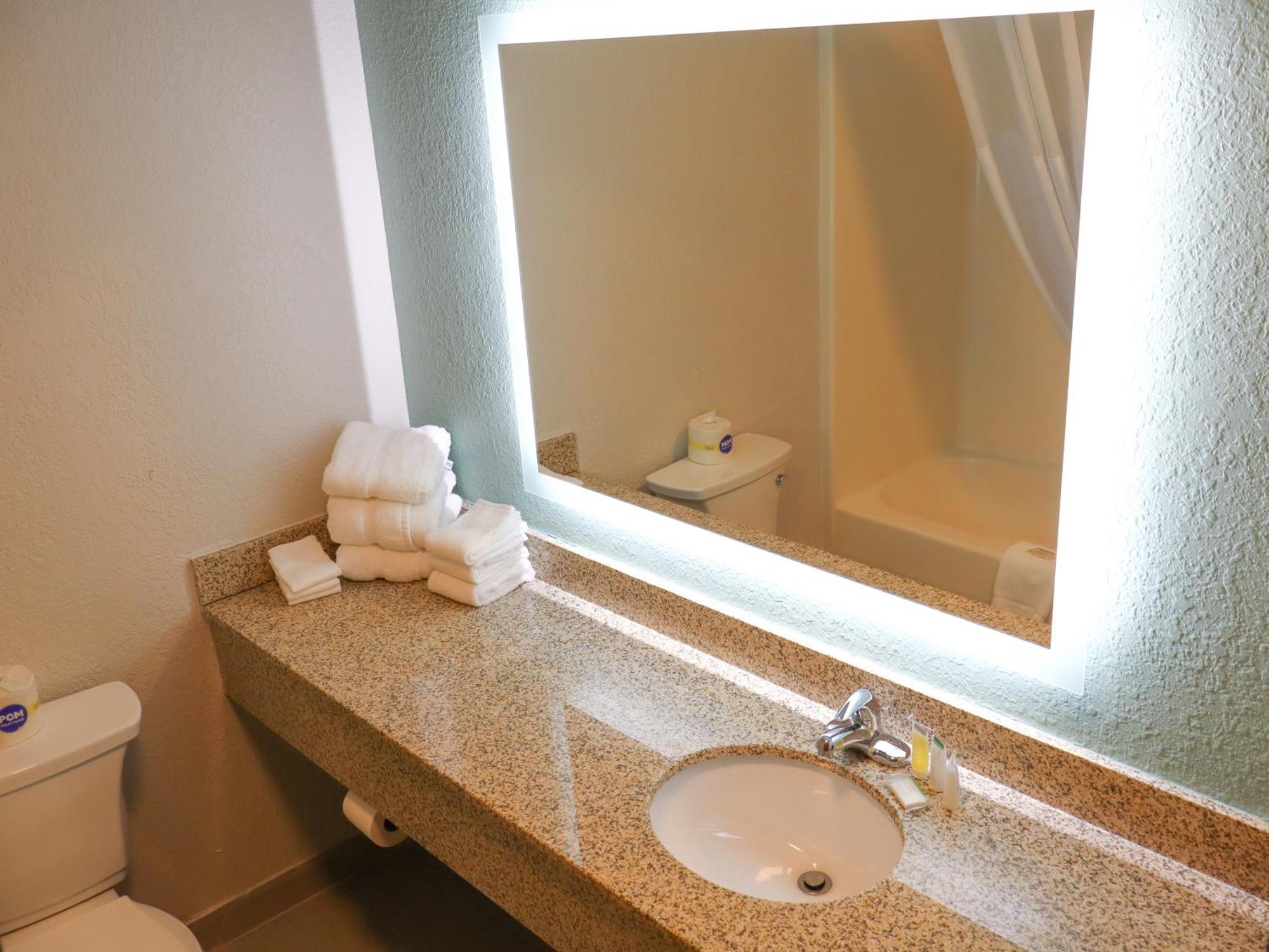 Travelodge By Wyndham Rapid City - Black Hills Esterno foto
